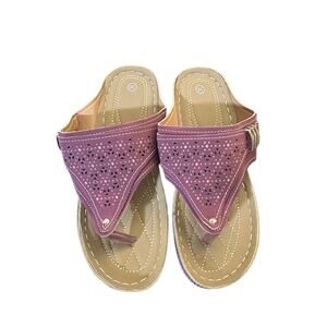 Maroon Perforated Thick Band Small Wedge Thong Sandals Women’s 6